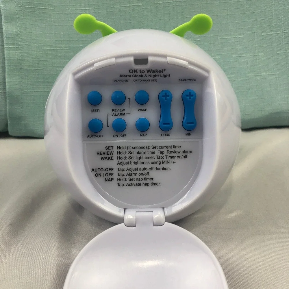 Mirari Ok to Wake! Alarm Clock & Night-Light OTW091-US Toddler Sleep Trainer